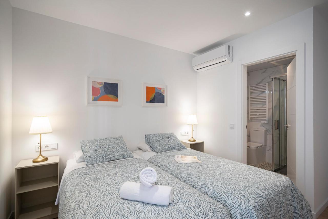 Room Plaza Espana Madrid Exteriör bild